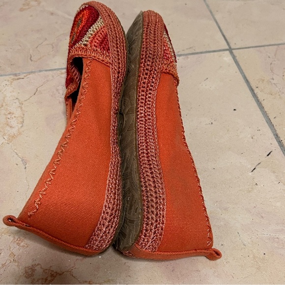 The Sak Women's Orange Crochet Flats women’s size 7.5 textile espadrille - Picture 7 of 11